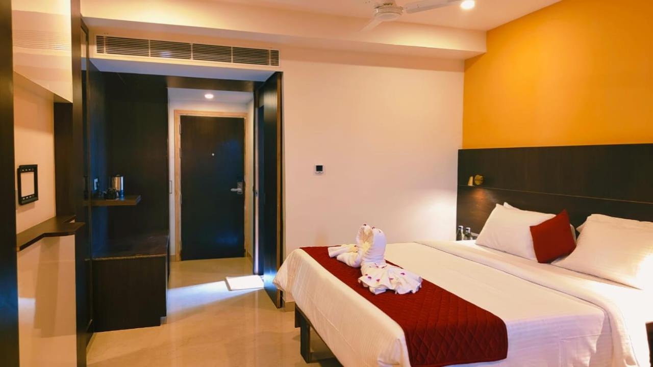 Astoria Hotels Madurai Esterno foto