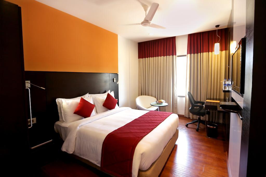 Astoria Hotels Madurai Esterno foto