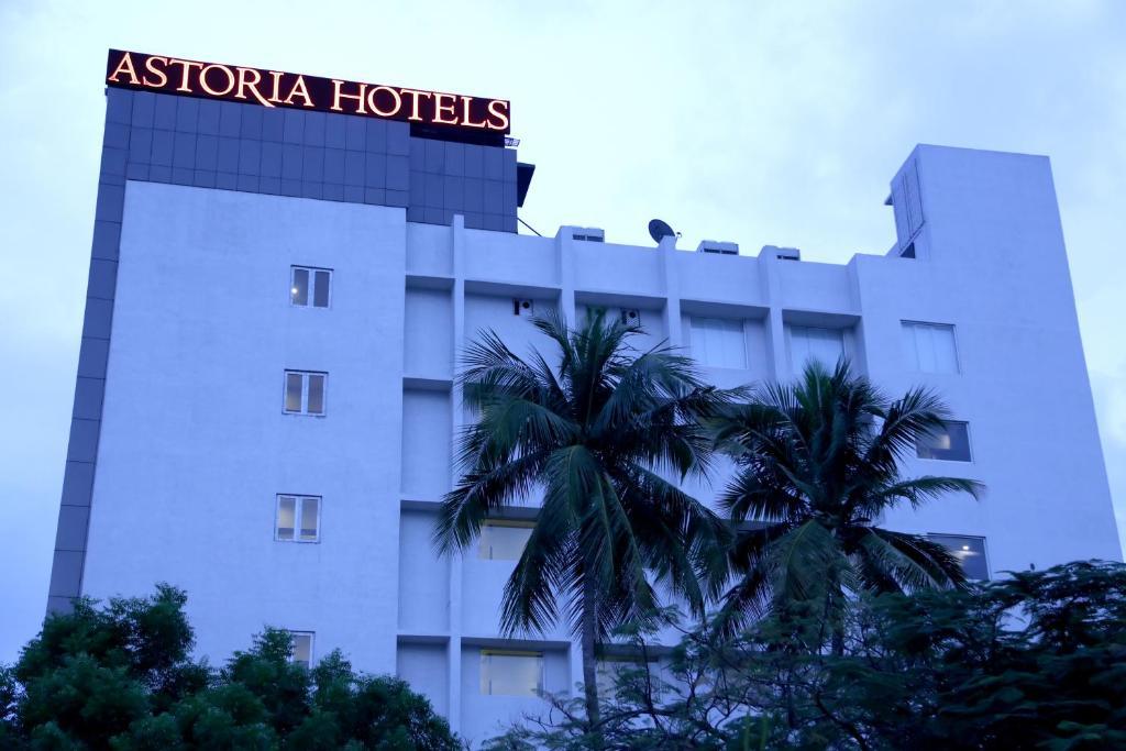 Astoria Hotels Madurai Esterno foto